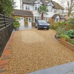 How to Lay a Gravel Driveway